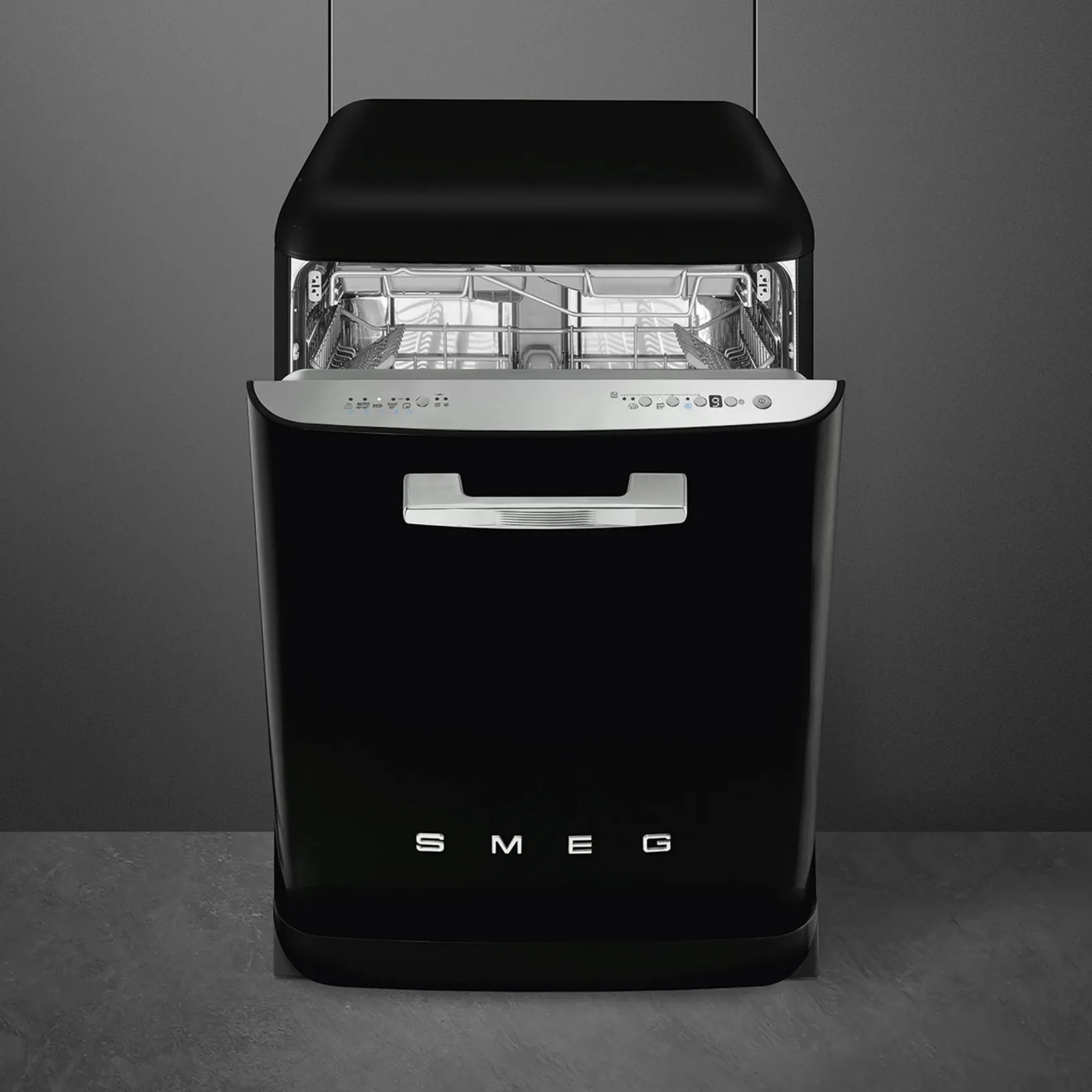 Lavastoviglie 50s Style Nera LVFABBL3 di Smeg