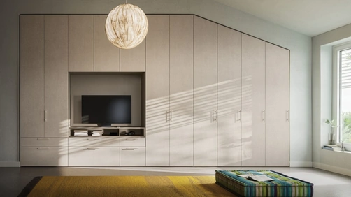 Armadio su misura per mansarde Liscia + M 15 39 di Orme