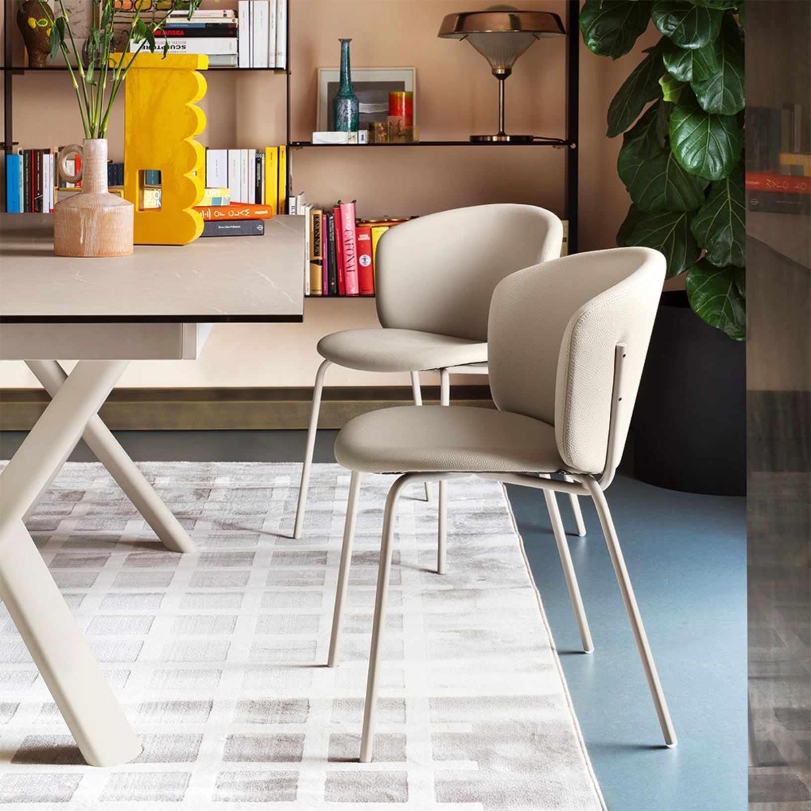 Sedia Desy Mid di Connubia