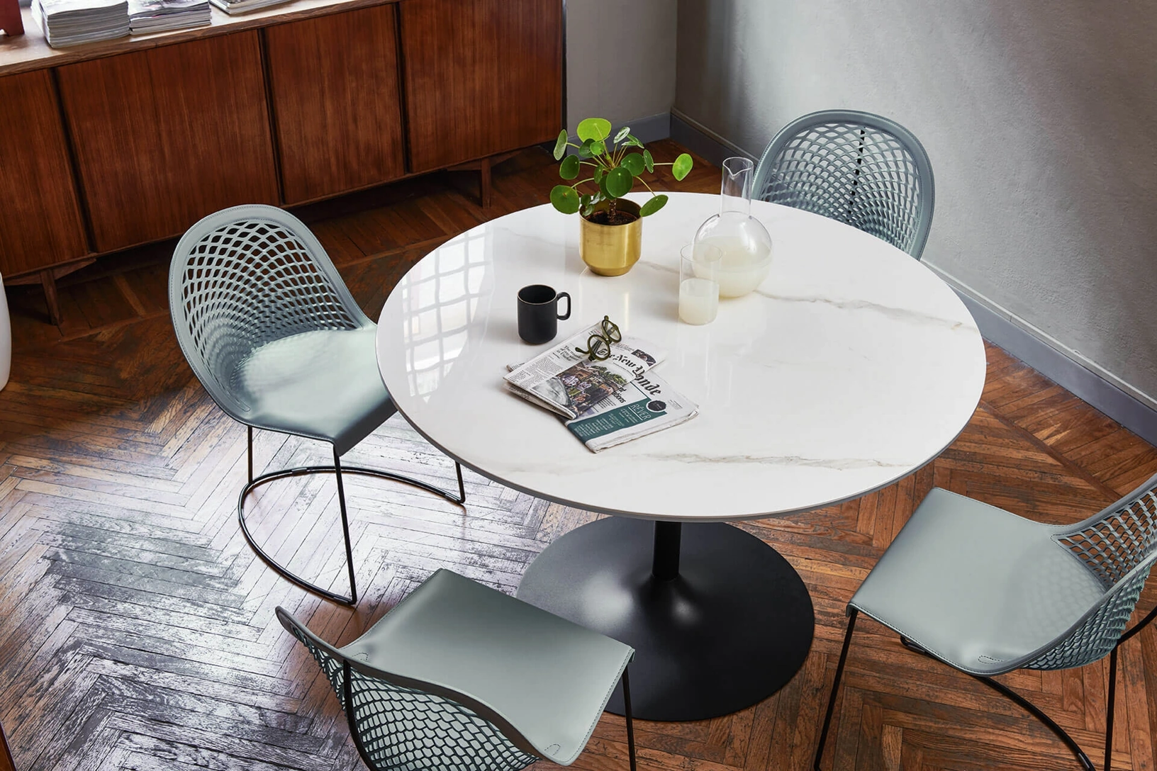 Sedia in cuoio Guapa di Midj