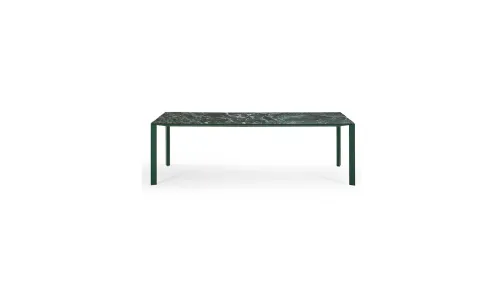 Tavolo Akashi in ceramica di Midj